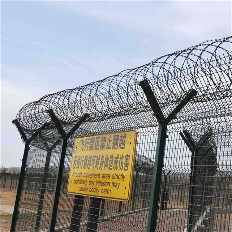 機(jī)場(chǎng)封閉圍網(wǎng)、國(guó)營(yíng)機(jī)場(chǎng)護(hù)欄網(wǎng)、機(jī)場(chǎng)護(hù)欄廠家
